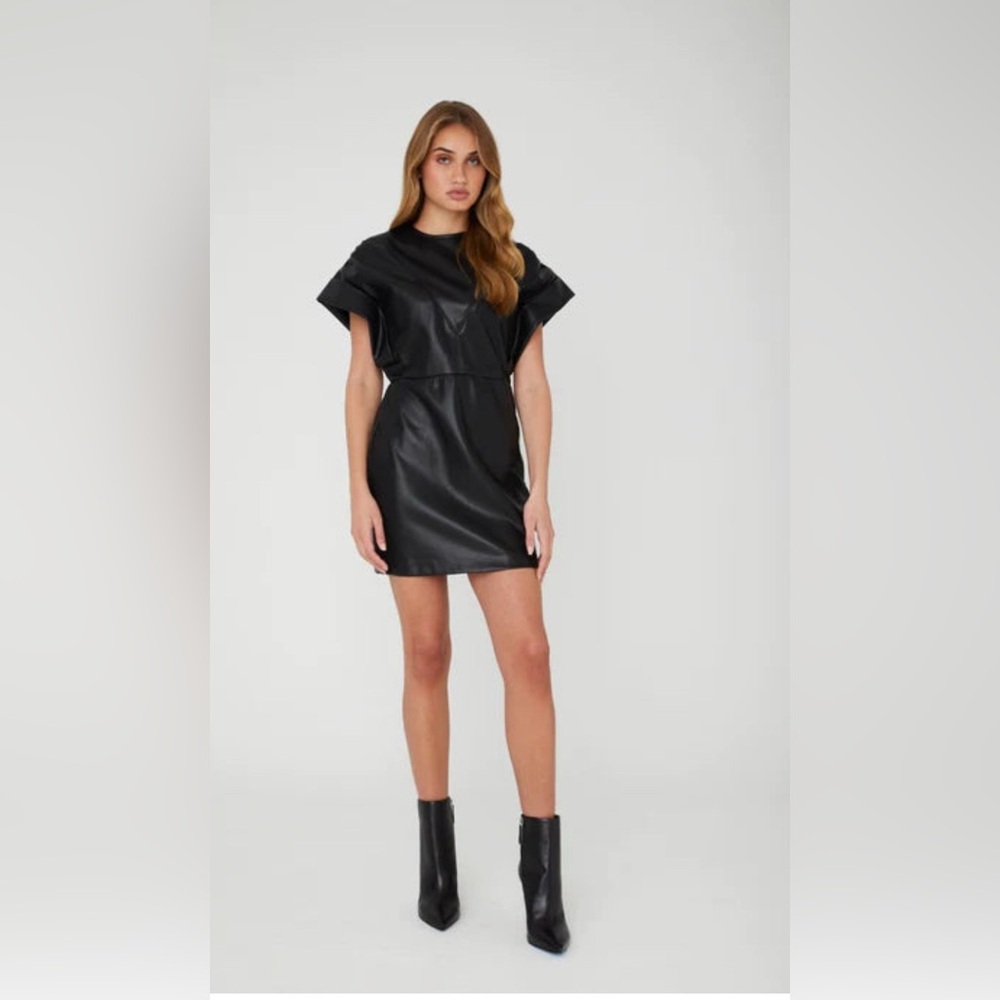 JS71 BLACK FAUX LEATHER‎ CHELSEA DRESS Mini Size Small New with tags
